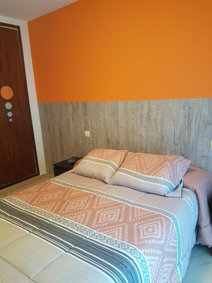 Hostal Galicia Figueras Extérieur photo